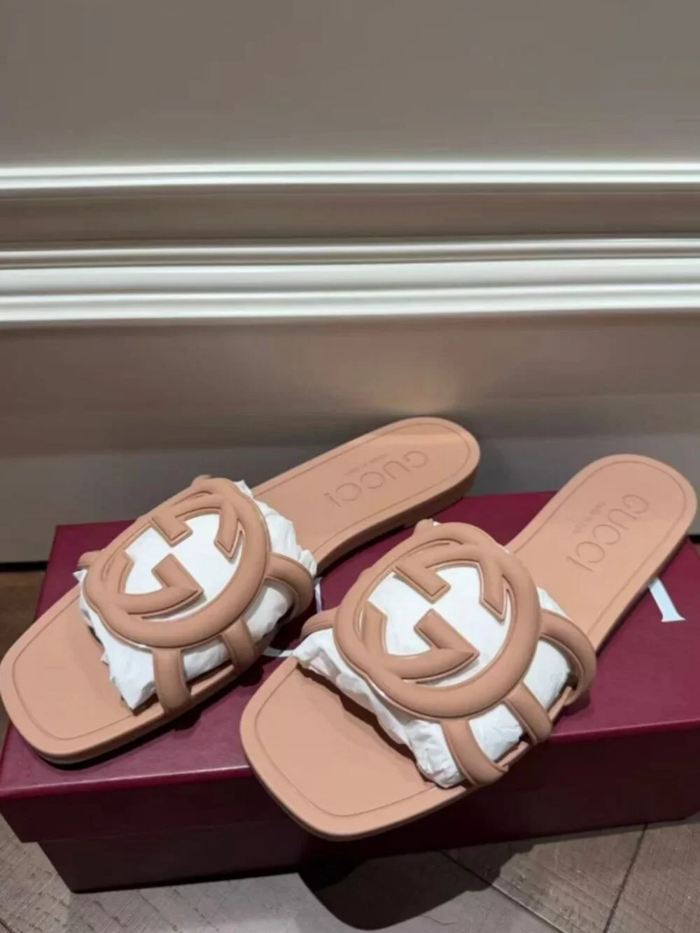 Gucci Smooth Leather Double G Logo Square Toe Slip On Mules